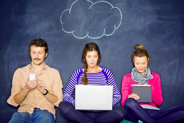 technology students 640x427